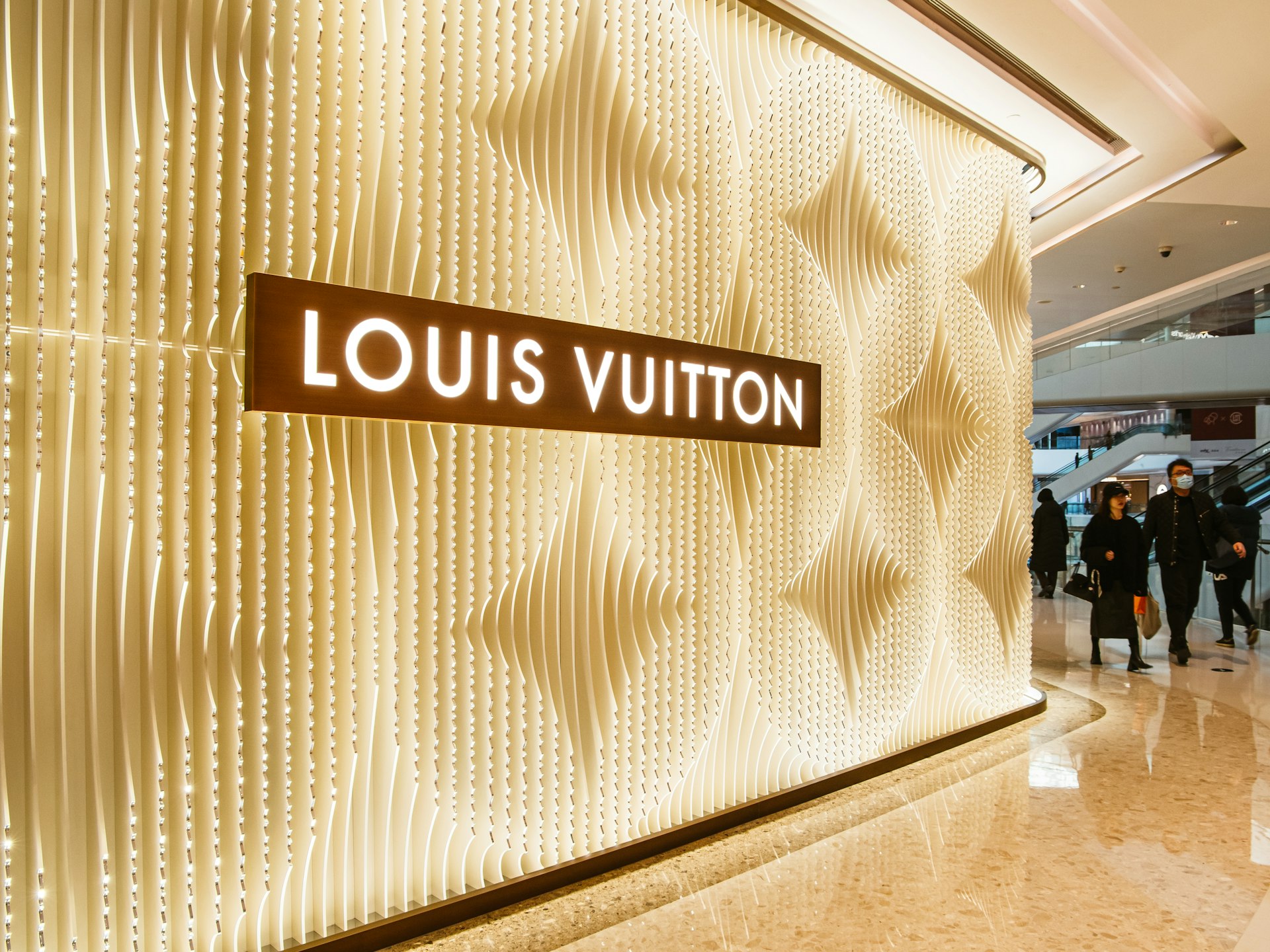 Unlocking Value and Sustainability: The Rapid Rise of the Luxury Fashion Resale Market